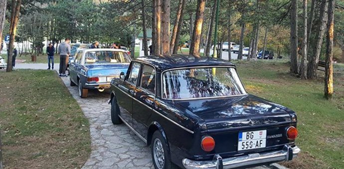 59b4791f-f744-4240-8ac7-620e0a0a0a64-1009oldtimer-preview