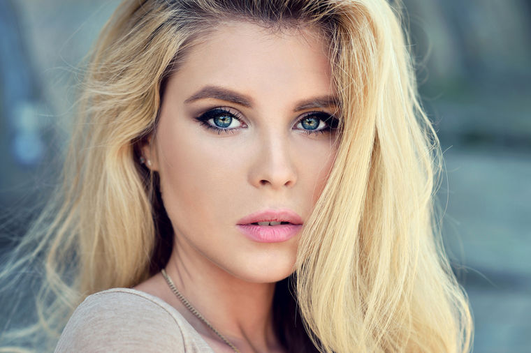 124475_portret-devojke-shutterstock_ls