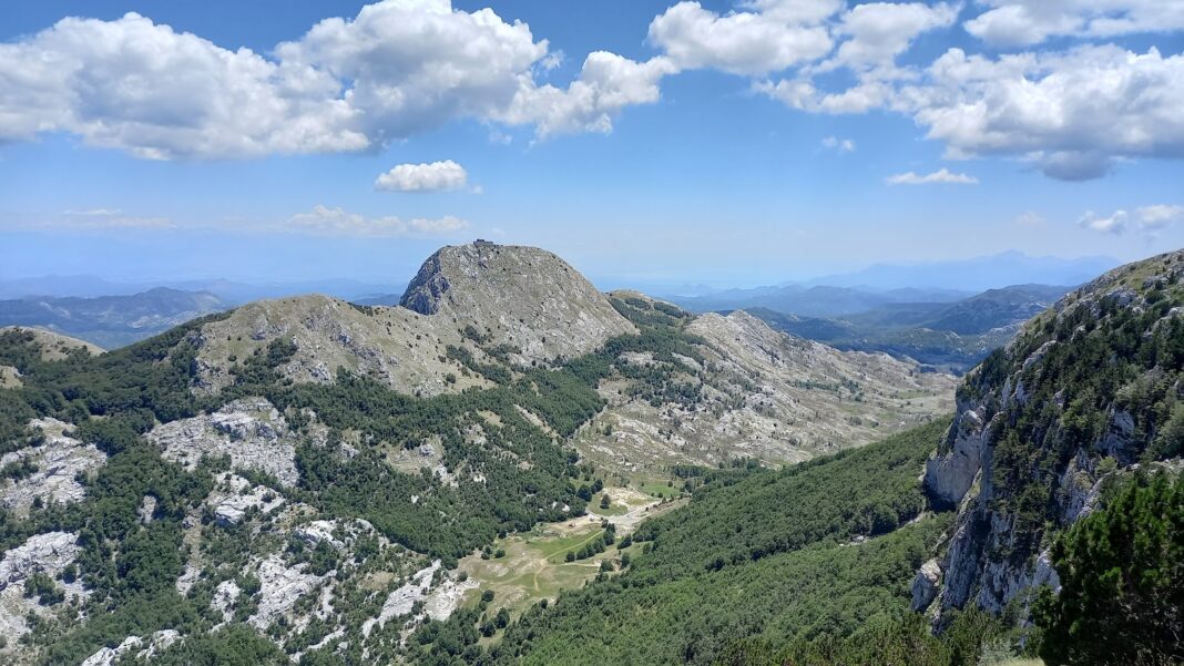 Pogled sa Štirovnika na Lovćen (2)
